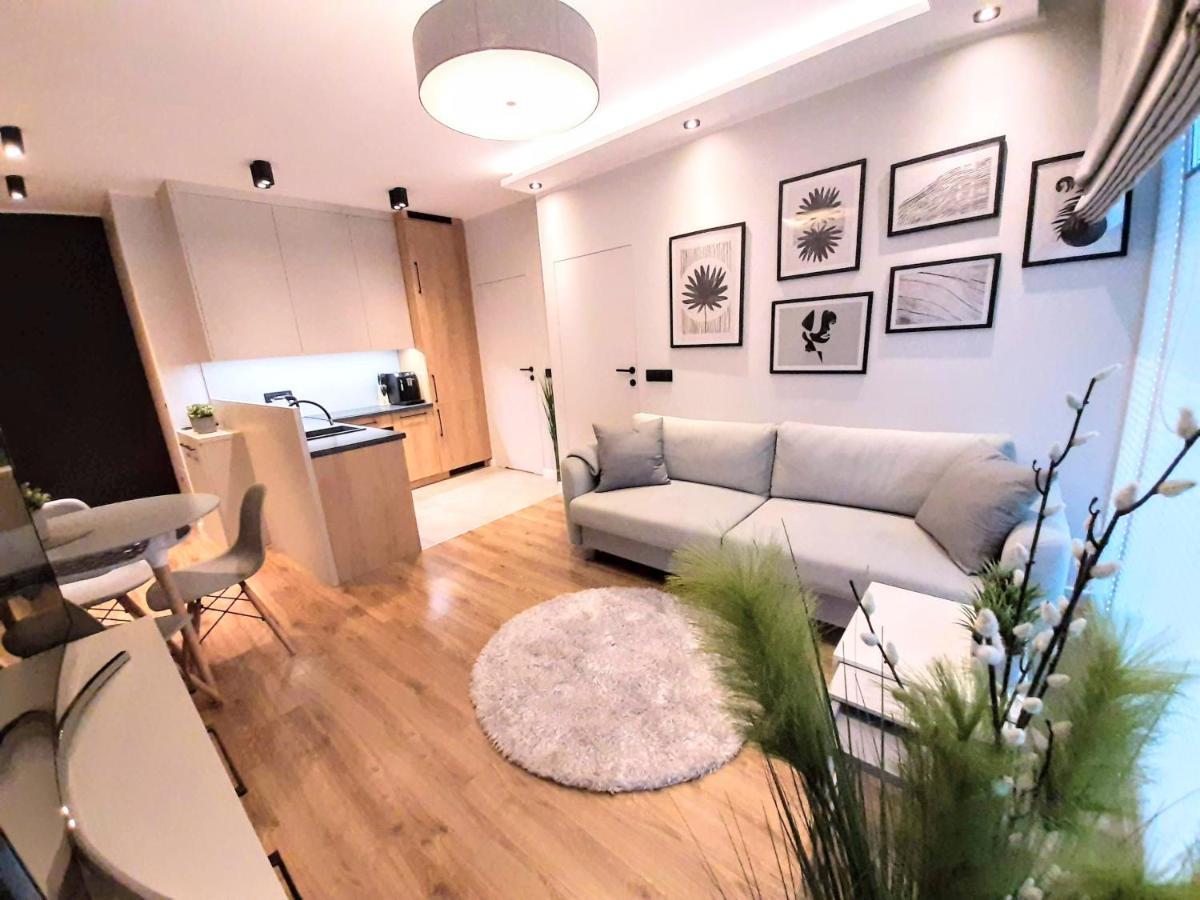 Beautiful Days In Lodz Apartment Exterior photo